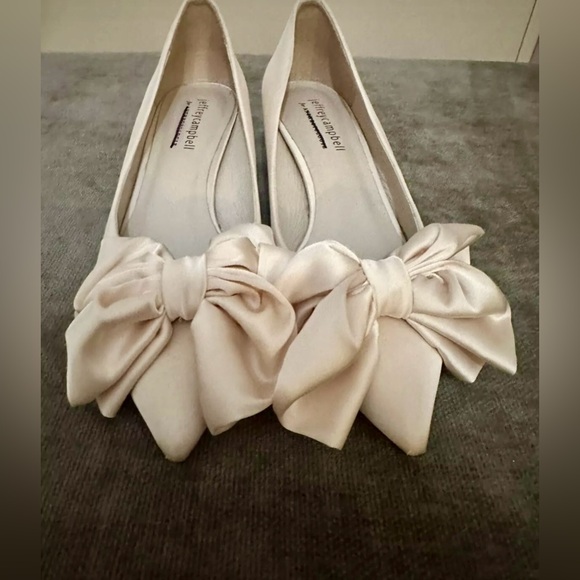 Jeffrey Campbell Polina Ivory Heels Size 7 - Picture 6 of 6